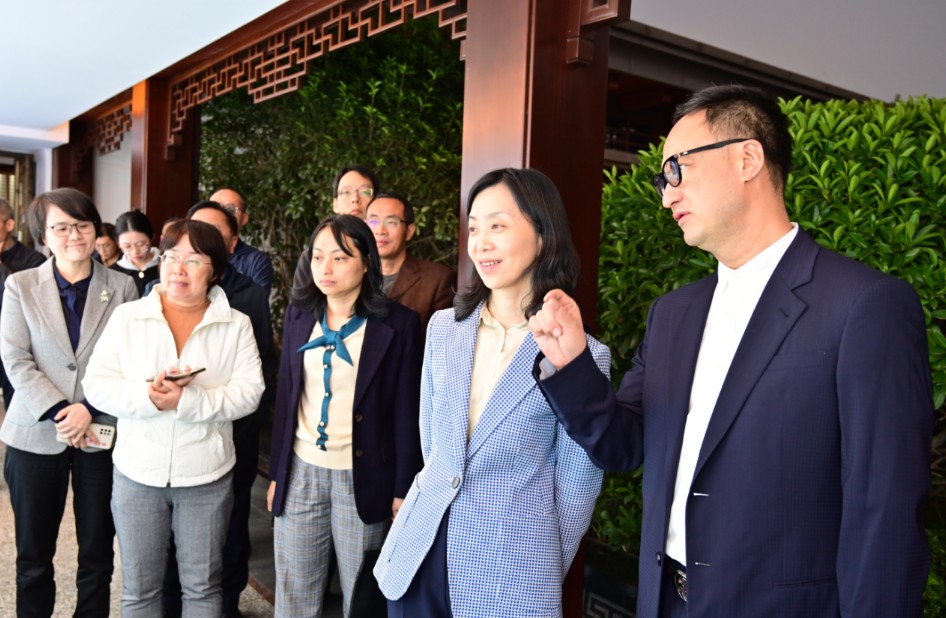 1700705497474399.jpg 1700705415079.jpg